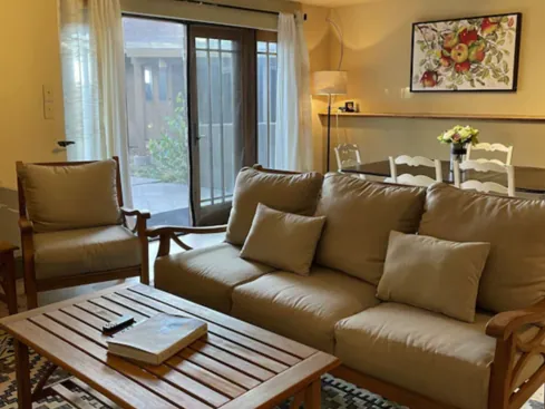 Holly+on+Max+at+Sacred+Heart