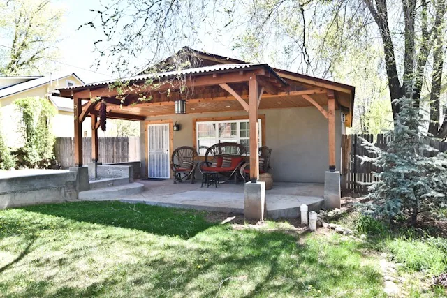 Holly+on+Max+at+Sacred+Heart